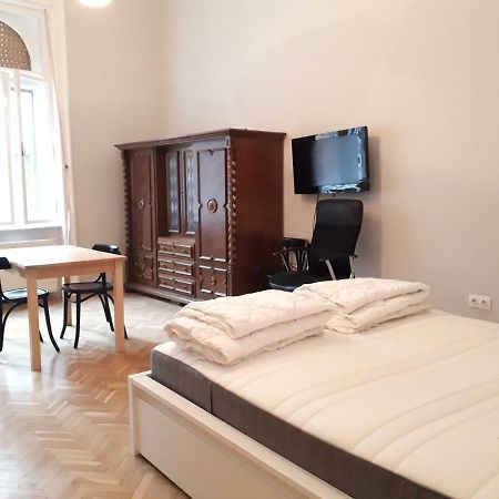 Dob15 Big Apartment Budapest Exterior photo